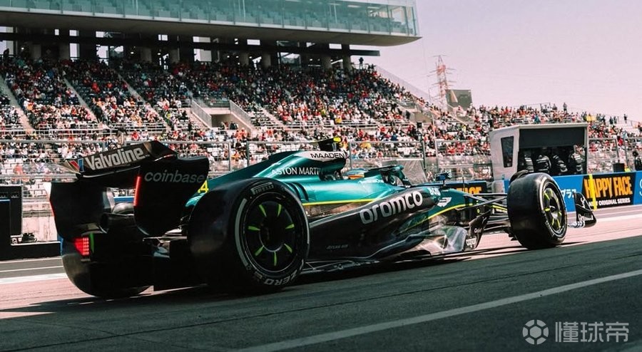 阿斯顿马丁完胜迈凯伦，维斯塔潘高光表现